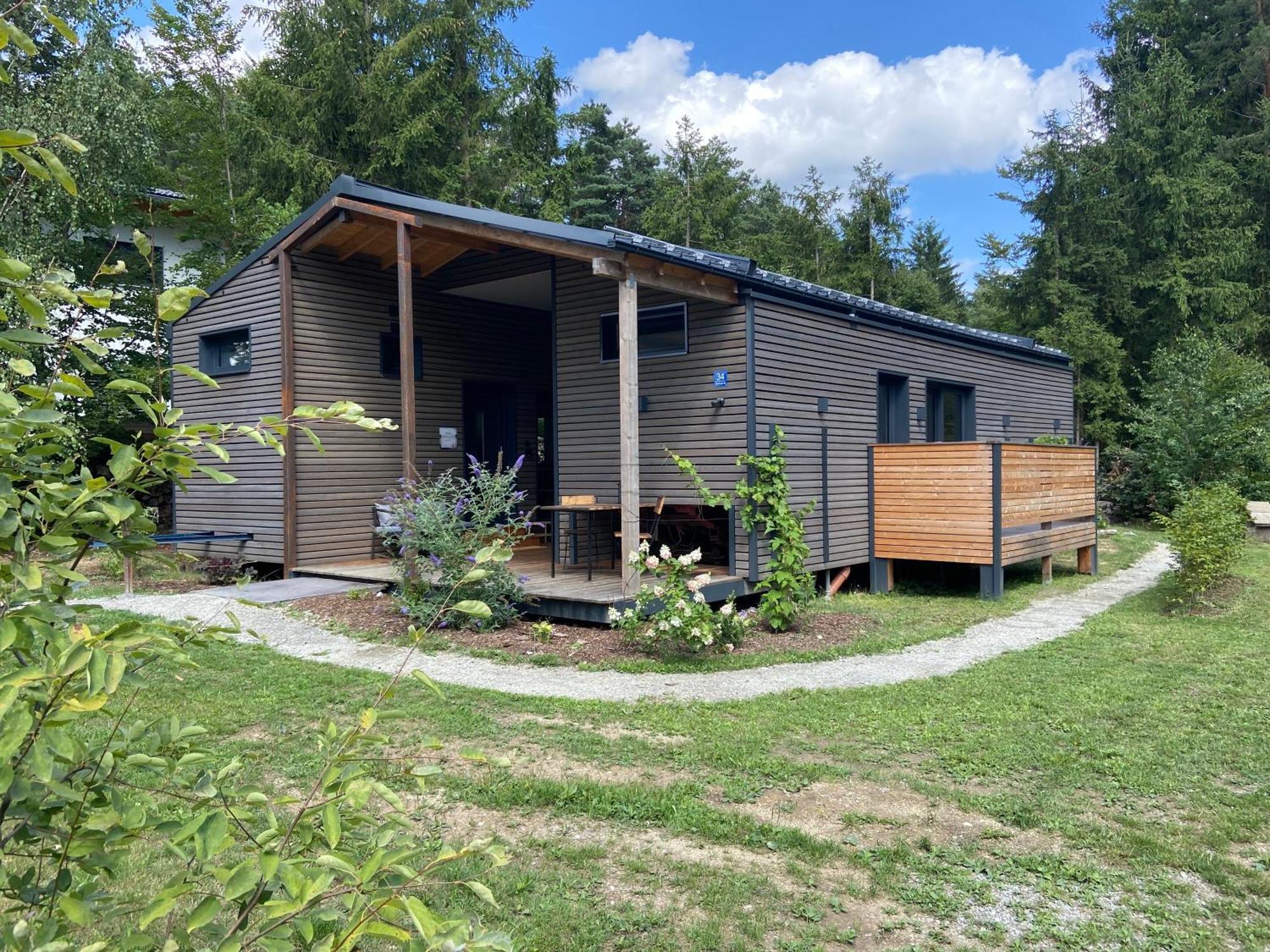 Modernes Tinyhouse Trailer Cabins Am Waldrand - Mit Seezugang Eging Bagian luar foto