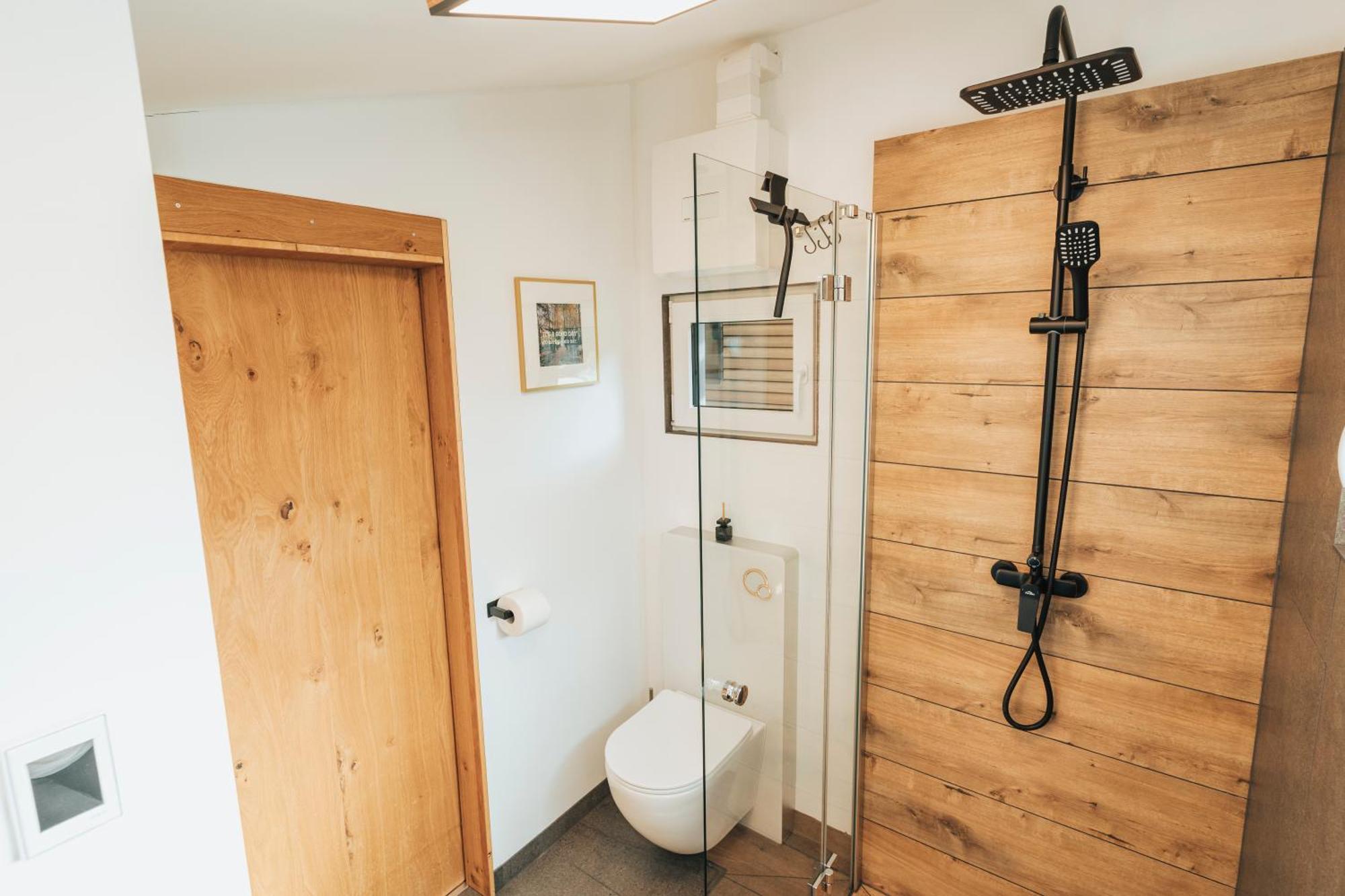 Modernes Tinyhouse Trailer Cabins Am Waldrand - Mit Seezugang Eging Bagian luar foto